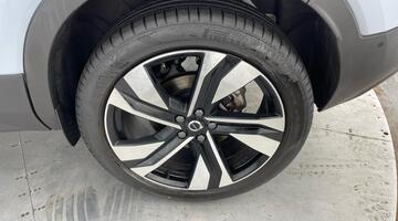 2025 Volvo 2.0 B3 MHEV Ultra Bright DCT Auto Euro 6 5-door (Blue) - Image: 34