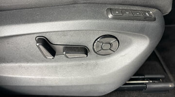 2024 Škoda TSI iV 25.7kWh SE L DSG Euro 6 5-door (5 Seat) (Black) - Image: 35