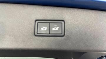 2018 Volkswagen 2.0 TDI SEL 4Motion Euro 6 5-door (Blue) - Image: 33