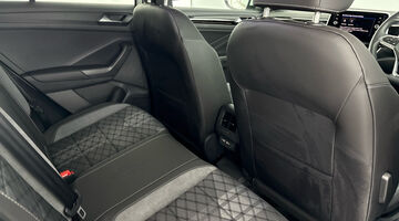 2025 Volkswagen TSI R-Line DSG Euro 6 5-door (White) - Image: 27