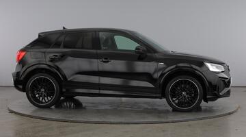 2022 Audi 2.0 TFSI 40 Black Edition S Tronic quattro Euro 6 5-door (Black) - Image: 4