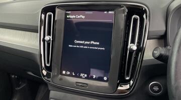 2025 Volvo 2.0 B3 MHEV Ultra Bright DCT Auto Euro 6 5-door (Blue) - Image: 20