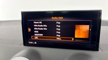 2023 Audi TFSI CoD 35 S line S Tronic Euro 6 5-door (Red) - Image: 15