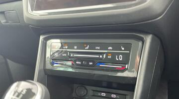 2022 Volkswagen TSI Active Euro 6 5-door (White) - Image: 14