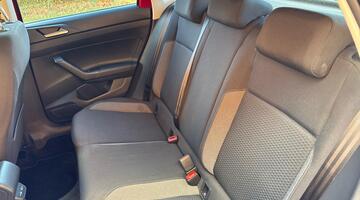 2023 Volkswagen 1.0 TSI Life Euro 6 5-door (Red) - Image: 22