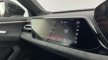 2025 Audi 2.0 TDI Edition 1 S Tronic quattro Euro 6 4-door (Red) - Image: 21