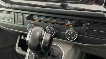 2020 Volkswagen 2.0 TDI Coast DSG Euro 6 4-door (Multicolour) - Image: 38