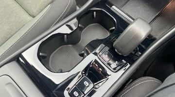 2023 Volvo 2.0 B3 MHEV Plus DCT Auto Euro 6 5-door (Black) - Image: 26