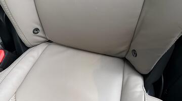 2025 Volvo 2.0 T8 18.8kWh Ultra Dark Auto 4WD Euro 6 5-door (Red) - Image: 34