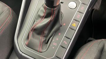 2021 Volkswagen 2.0 TSI GTI+ DSG Euro 6 5-door (Blue) - Image: 25