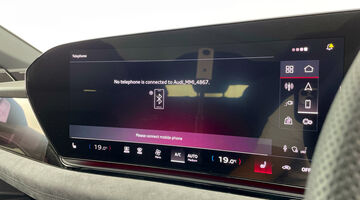 2025 Audi 100kWh Performance Edition 1 Auto 5-door (Black) - Image: 17