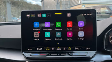 2025 SEAT EHybrid 25.8kWh FR DSG Euro 6 5-door (Black) - Image: 8