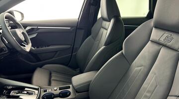 2025 Audi TFSI 30 S line Sportback S Tronic Euro 6 5-door (Black) - Image: 34