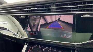 2025 Audi 4.0 TFSI V8 Black Edition Tiptronic quattro Euro 6 5-door (Black) - Image: 17