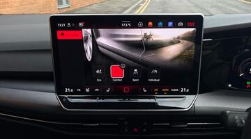 2025 Volkswagen 2.0 TSI GTI DSG Euro 6 5-door (White) - Image: 11