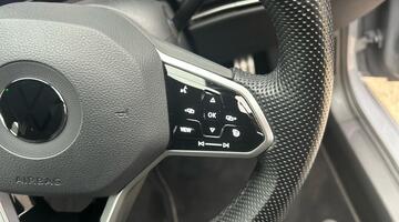 2022 Volkswagen TSI R-Line Euro 6 5-door (Grey) - Image: 27