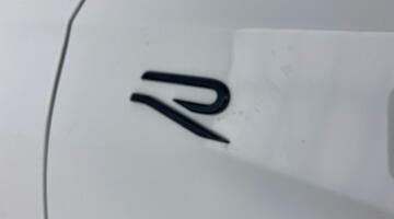 2025 Volkswagen 2.0 TSI R Black Edition DSG 4Motion Euro 6 5-door (White) - Image: 48