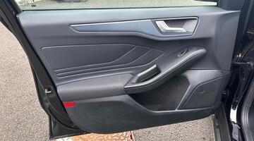 2025 Ford 1.0T EcoBoost MHEV Active X Euro 6 5-door (Black) - Image: 17