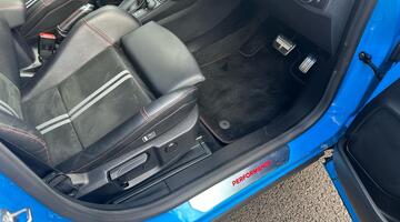 2023 Ford 1.0T EcoBoost MHEV ST DCT Euro 6 5-door (Blue) - Image: 10