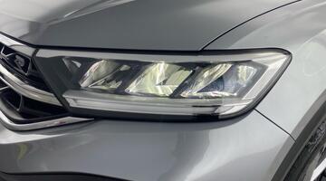 2025 Volkswagen TSI R-Line Euro 6 5-door (Silver) - Image: 33