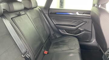 2024 Volkswagen TSI 13kWh R-Line Shooting Brake DSG Euro 6 5-door (Black) - Image: 33