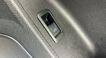 2019 Audi 2.0 TFSI 40 S line S Tronic quattro Euro 6 5-door (Blue) - Image: 24