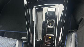 2026 Volkswagen 2.0 TSI R DSG 4Motion Euro 6 5-door (Blue) - Image: 32