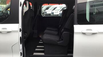 2025 Ford 2.0 320 EcoBlue Zetec L1 Euro 6 5-door (White) - Image: 25