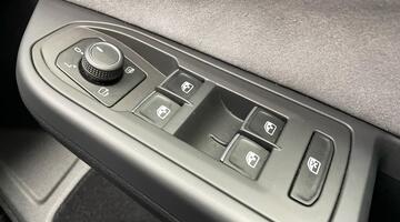 2023 Volkswagen 2.0 TDI R-Line DSG Euro 6 5-door (Grey) - Image: 19