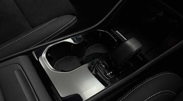 2022 Volvo Recharge 69kWh Ultimate Auto 5-door (Grey) - Image: 32