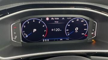 2025 Volkswagen TSI R-Line DSG Euro 6 5-door (Black) - Image: 21