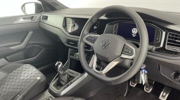 2025 Volkswagen 1.0 TSI Black Edition Euro 6 5-door (Black) - Image: 6