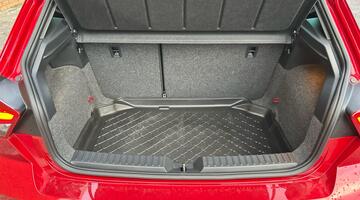 2022 SEAT 1.0 TSI XCELLENCE Lux DSG Euro 6 5-door (Red) - Image: 13