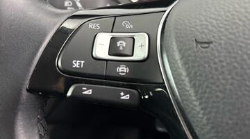 2021 Volkswagen 2.0 TDI Match DSG 4Motion Euro 6 5-door (White) - Image: 12