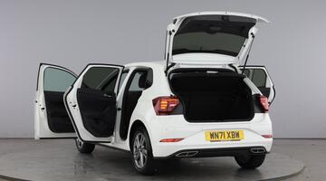 2021 Volkswagen 1.0 TSI R-Line Euro 6 5-door (White) - Image: 11