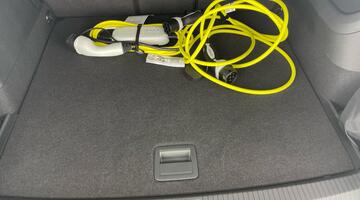 2025 Volkswagen TSI eHybrid 19.7kWh Elegance DSG Euro 6 5-door (Black) - Image: 32