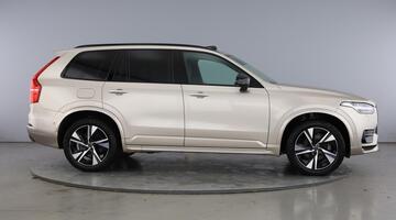 2022 Volvo 2.0 B5 MHEV Plus Auto 4WD Euro 6 5-door (Unlisted) - Image: 4