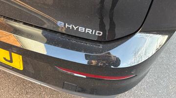 2025 Volkswagen TSI eHybrid 19.7kWh Style DSG Euro 6 5-door (Black) - Image: 16