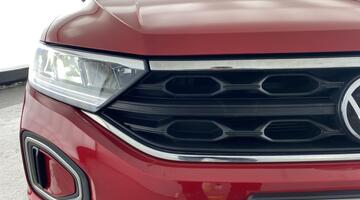 2023 Volkswagen TSI Life Euro 6 5-door (Red) - Image: 35