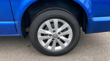 2023 Volkswagen 2.0 TDI T30 Highline FWD SWB Euro 6 5-door (Blue) - Image: 11