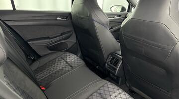 2025 Volkswagen TSI R-Line Euro 6 5-door (Black) - Image: 27