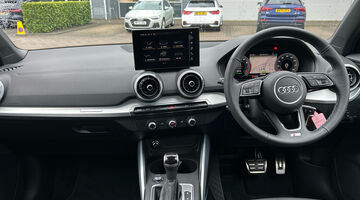 2025 Audi TFSI CoD 35 S line S Tronic Euro 6 5-door (Black) - Image: 8