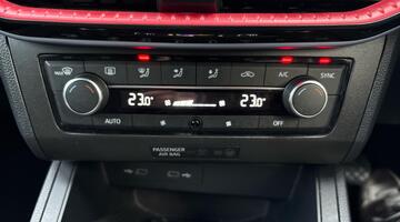 2023 SEAT 1.0 TSI FR Edition Euro 6 5-door (Grey) - Image: 33