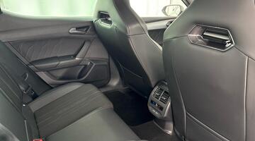 2024 CUPRA EHybrid 12.8kWh VZ2 Design Edition DSG Euro 6 5-door (White) - Image: 31