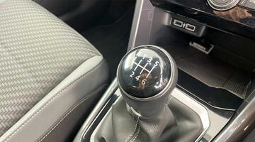 2020 Volkswagen TSI EVO R-Line Euro 6 5-door (Multicolour) - Image: 7