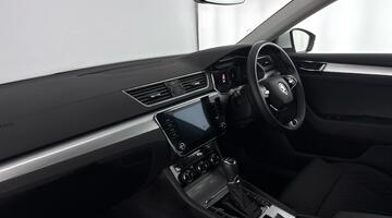 2024 Škoda 2.0 TDI SE DSG Euro 6 5-door (White) - Image: 2