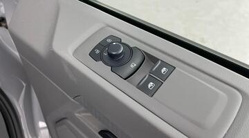 2025 Volkswagen T32 65kWh Commerce Pro Auto RWD SWB 5-door (Grey) - Image: 20