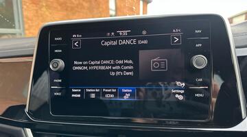 2022 Volkswagen TSI R-Line DSG Euro 6 5-door (Black) - Image: 14