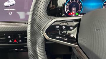 2023 Volkswagen ETSI MHEV R-Line DSG Euro 6 5-door (Grey) - Image: 23