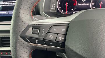 2025 SEAT 1.0 TSI FR Black Edition DSG Euro 6 5-door (Multicolour) - Image: 23